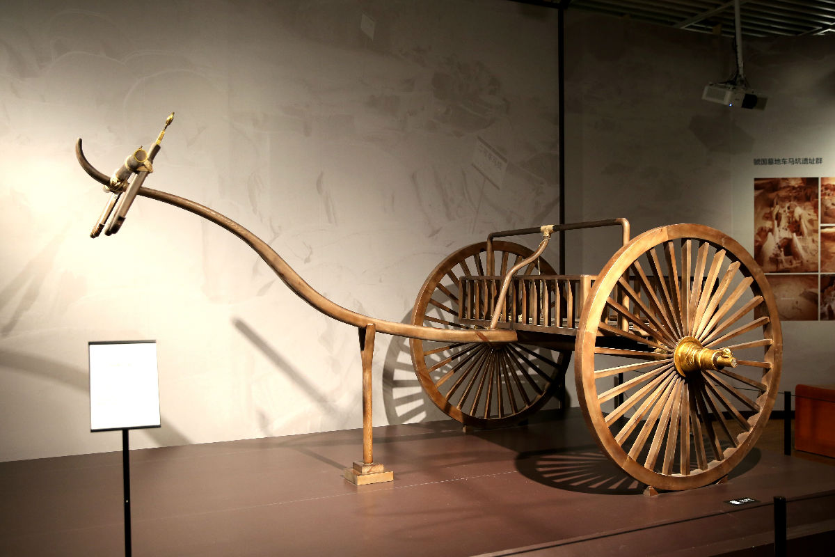 言,虢国已远离我们近3000年,昔日的辉煌也早已被历史湮没,但"辅车相依